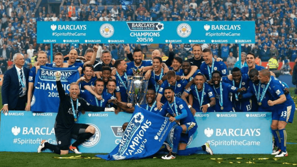 En 2016, el Leicester City rompió todas las expectativas al ganar la Premier League con una plantilla modesta y cuotas de 5000 a 1. Una historia que redefinió los sueños en el fútbol.