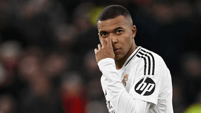 El nuevo formato de la Champions League nos deja una emocionante fase preliminar antes de octavos, con enfrentamientos que podrían incluir Real Madrid vs Aston Villa y Atlético vs Manchester City.